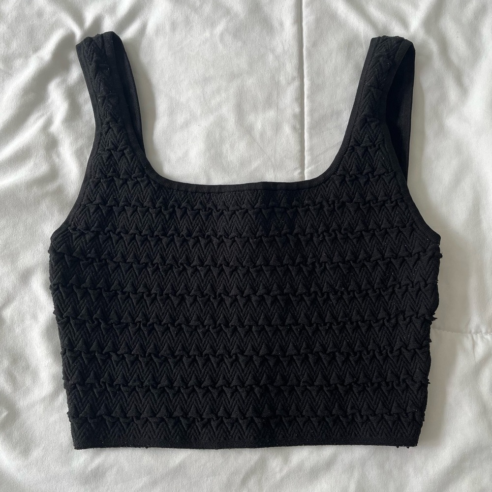 Textured Babaton Sculpt Knit Cropped Tank - Picture 1 of 11